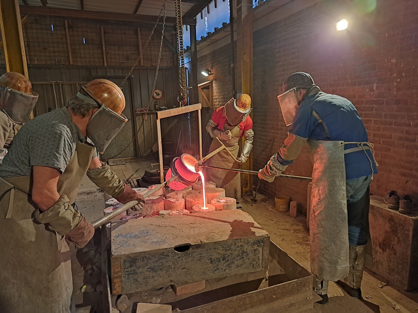 Bronze casting of wax models