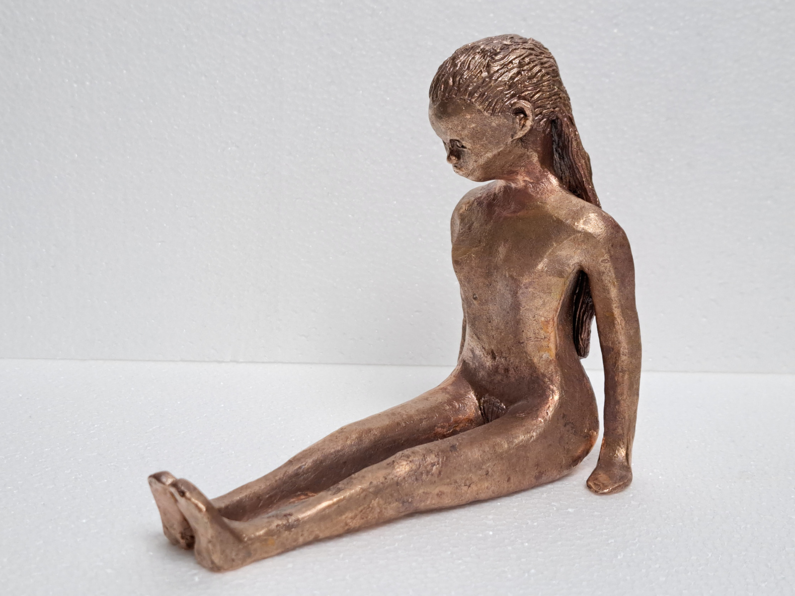 Bronze figure girl 3