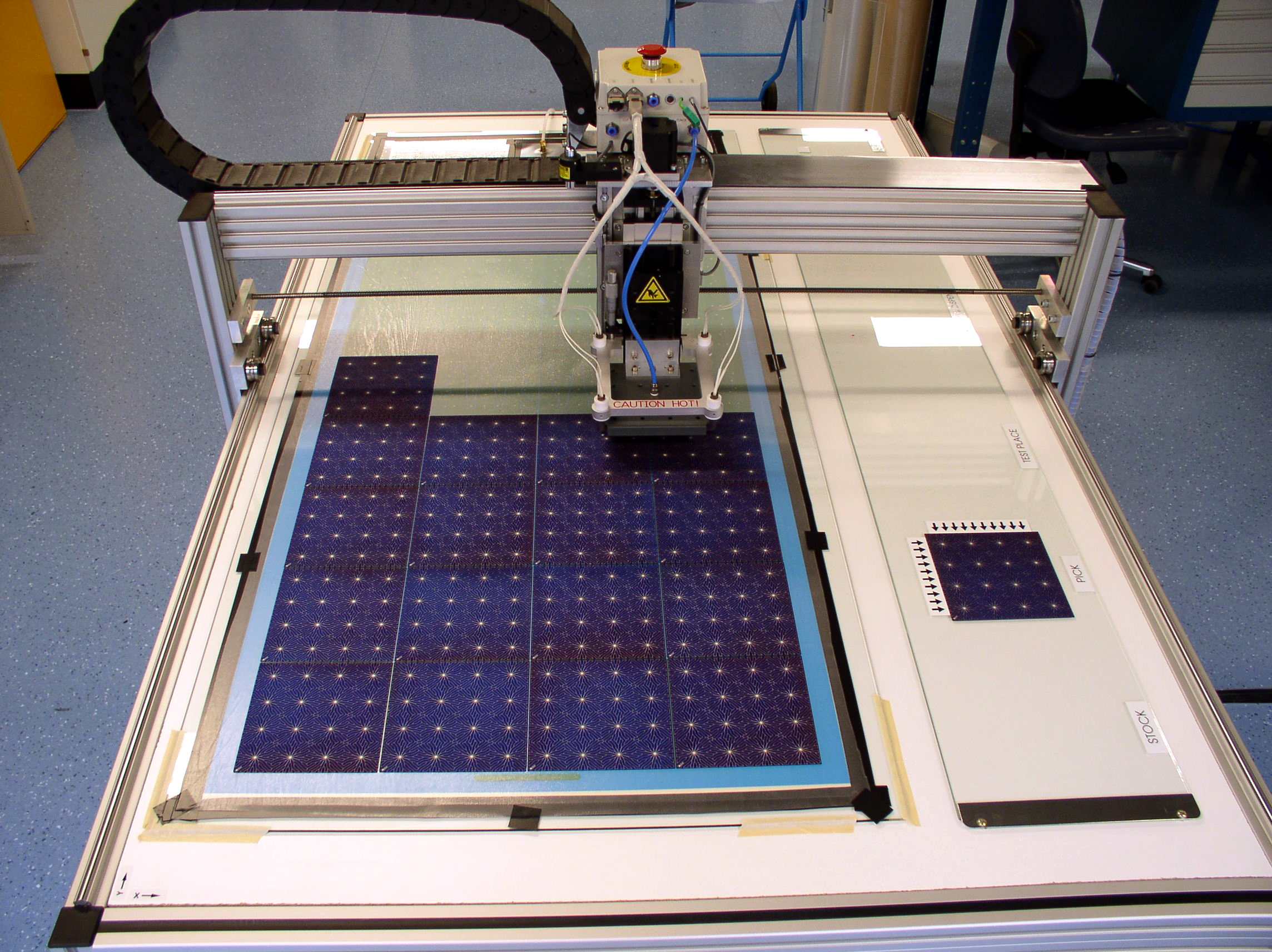 Assembly of metallisation-wrap-through (MWT) solar panel