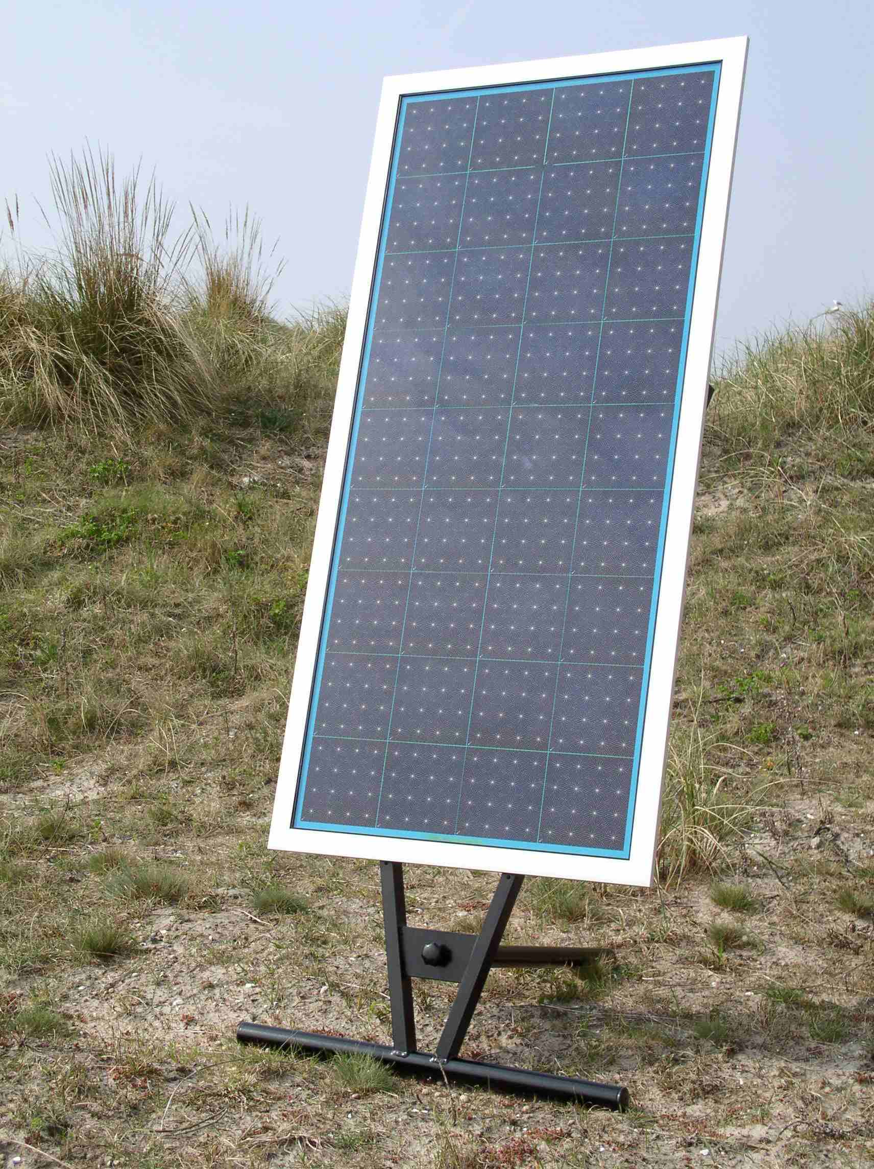 Metallisation-wrap-through (MWT) solar panel prototype