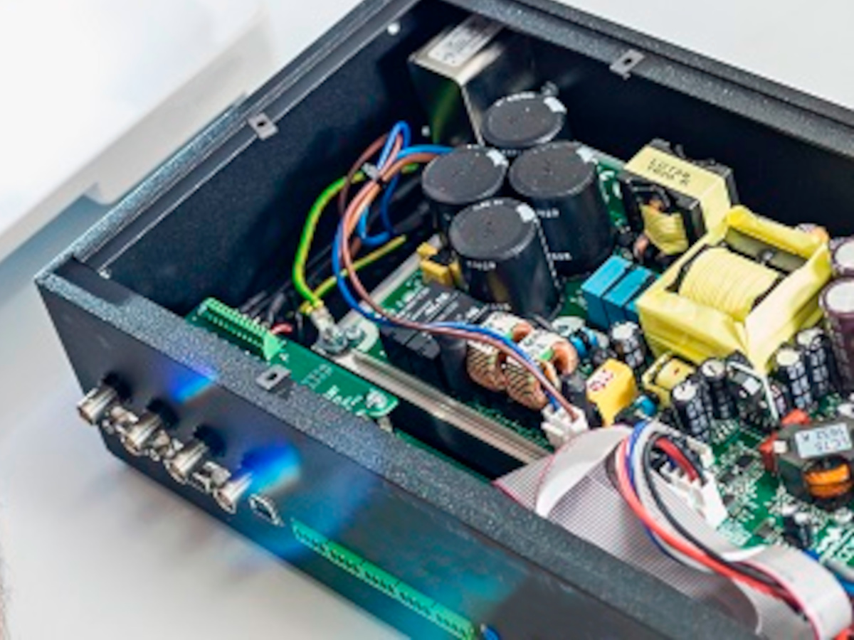 Power electronics to drive a pressure wave generator