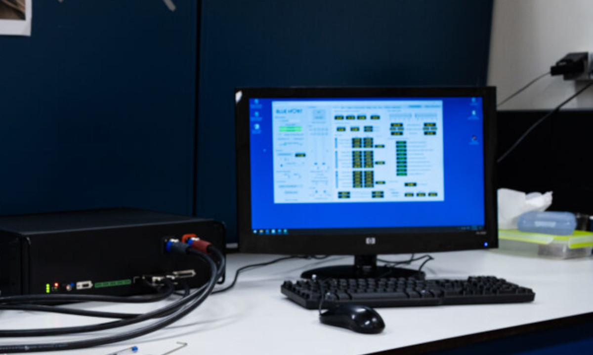 Computer and control electronics to drive a pressure wave generator